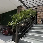 Capital\'S Suites Luxury Apartments Gran Sur